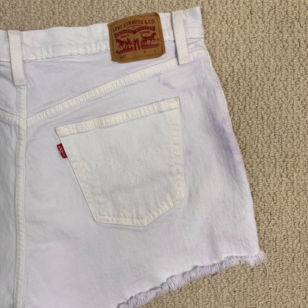 Levis 501 Original High Rise Cut Off Shorts White Purple Tie Dye W34 / Sz 16 - Picture 15 of 16